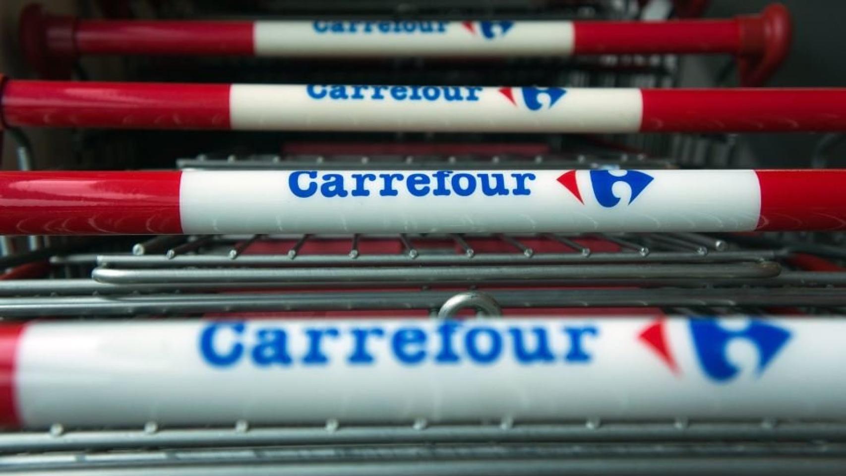 Imagen de archivo de los carros de Carrefour.