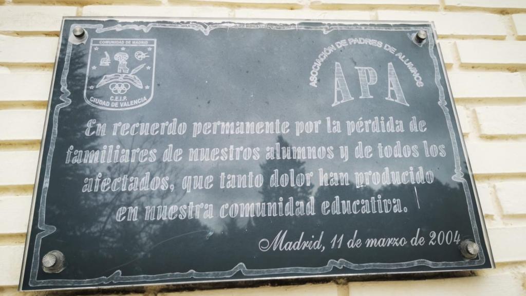 Placa del exterior de CEIP Ciudad de Valencia.