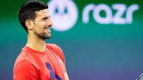 Novak Djokovic realiza un entrenamiento en el Masters 1000 de Indian Wells.