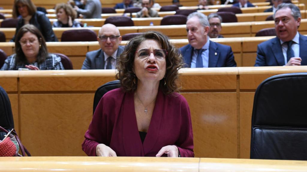 María Jesús Montero, vicepresidenta primera y ministra de Hacienda, en el Senado.