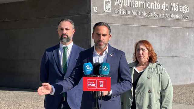 Daniel Pérez, portavoz del PSOE en el Ayuntamiento de Málaga, en rueda de prensa.
