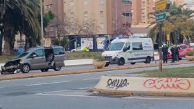Accidente ocurrido en la Avenida de Carlos Haya, en Málaga.