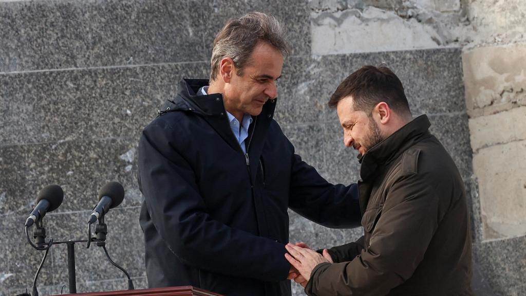 Mitsotakis y Zelenski tras su comparecencia conjunta en Odesa
