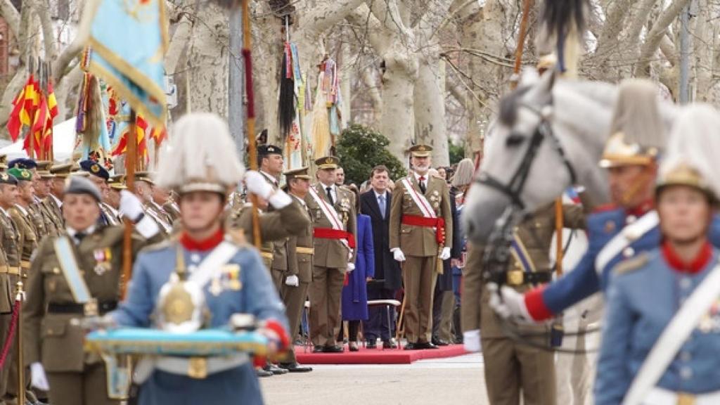 El rey Felipe VI durante el desfile de Farnesio 12