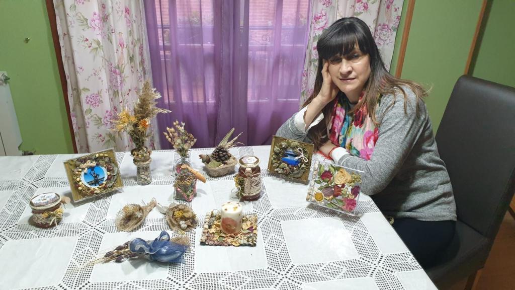 Mari Fe con sus elaboraciones