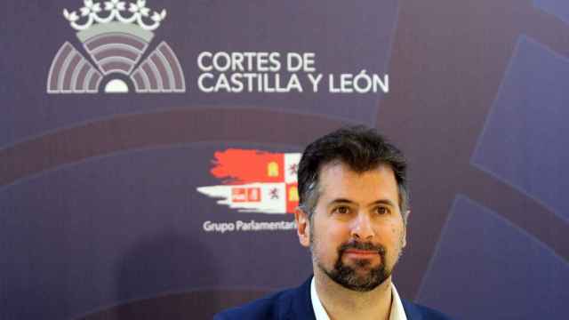 El secretario general del Partido Socialista de Castilla y León, Luis Tudanca, analiza asuntos de actualidad política de Castilla y León
