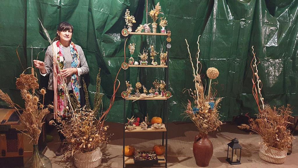 Mari Fe con alguna de sus elaboraciones en Castronuño