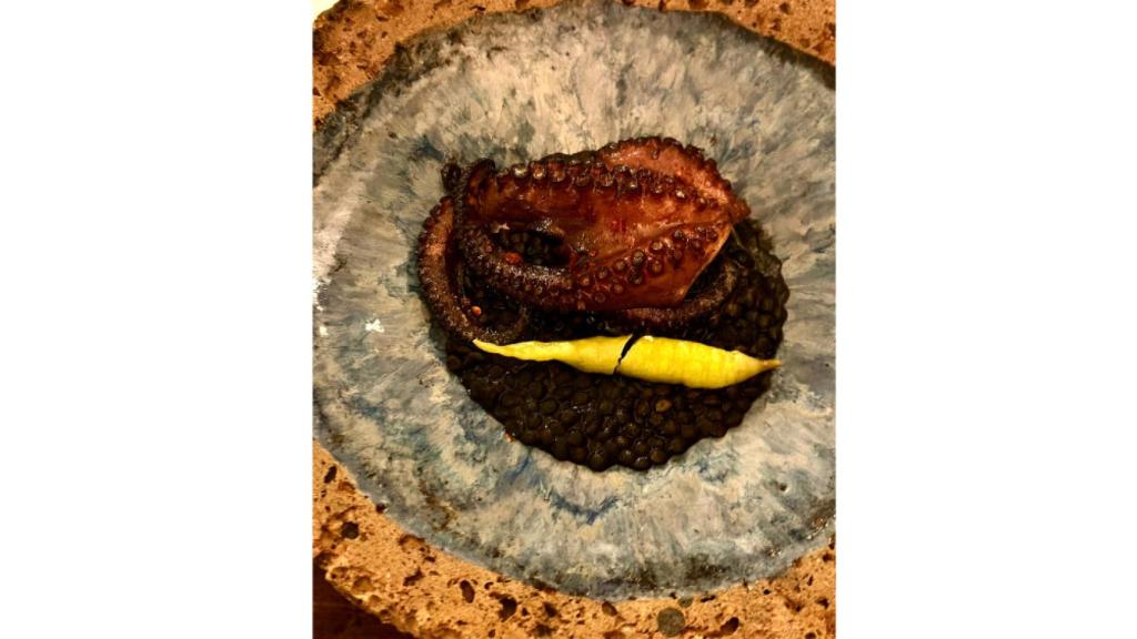 Lentejas con pulpo, en Sebe.