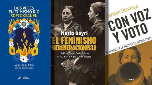 Portadas de los libros 'Dos veces en el mismo río', de Sofi Oksanen; 'El feminismo regeneracionista', de María Goyri; y 'Con voz y voto', de Carmen Domingo