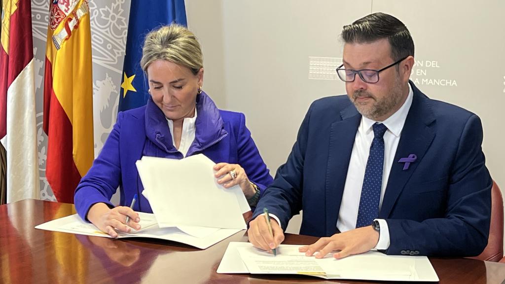 Milagros Tolón y Amador Pastor. Foto: Delegación de Gobierno.