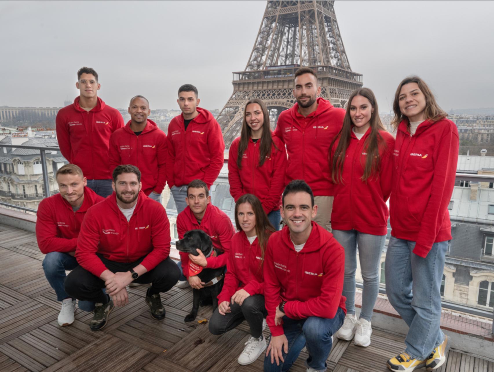 El equipo olímpico de Iberia en su viaje a París.