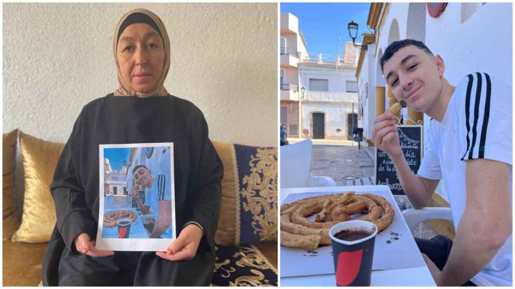 Samira, la madre de Adil con una foto de su hijo junto a otra imagen reciente suya.