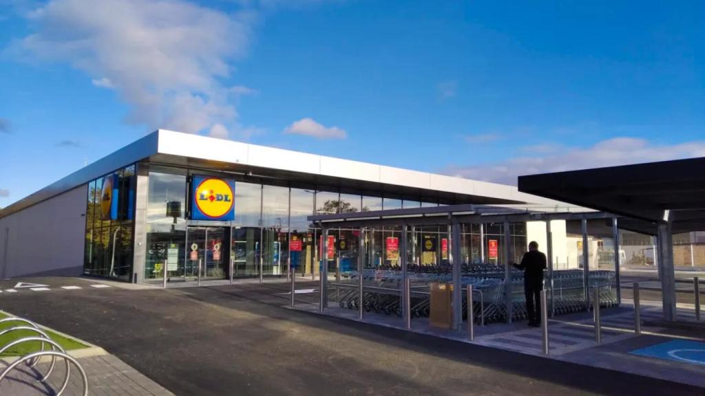 Fachada Lidl.