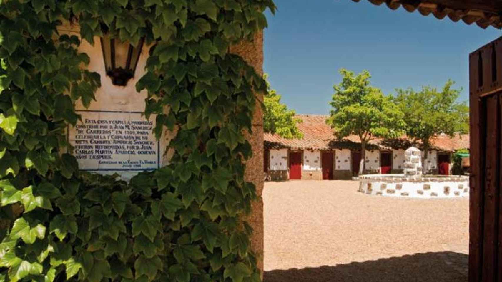 Ganadería Carreros de Fuenterroble, dedicada a la cria del toro de lidia desde mediados del siglo XIX (1840)