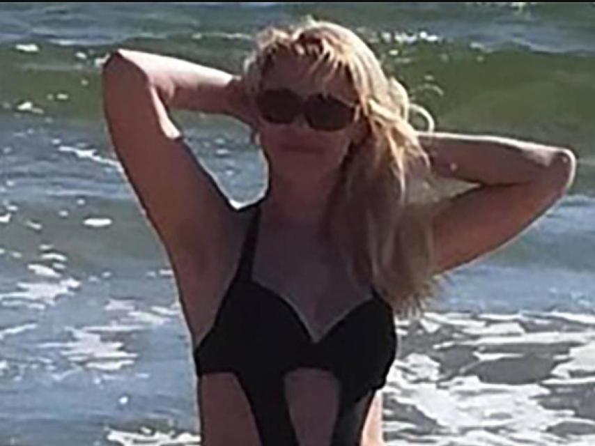 Los rusos describen a la madre del capitán como una mujer codiciosa que persuadió a su hijo para que desertara a cambio de dinero.