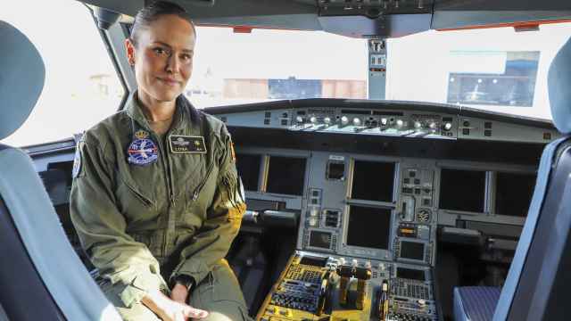 La comandante zamorana del Ejército del Aire y del Espacio Lourdes Losa Calvo