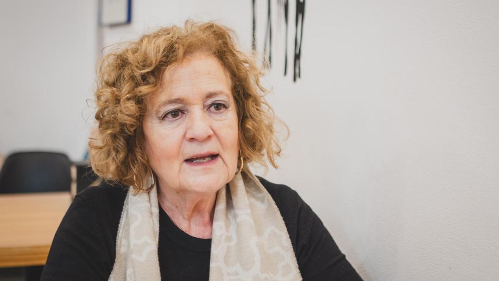 Un momento de la entrevista con Ángeles Domínguez.