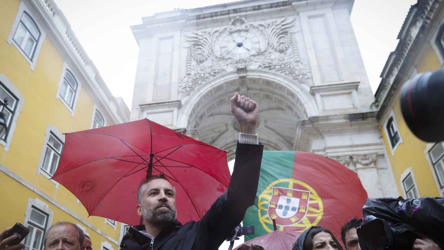 El secretario general del Partido Socialista, Pedro Nuno Santos, este viernes en Lisboa.