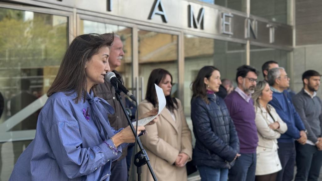 Lectura del manifiesto por el Día de la Mujer en San Vicente.