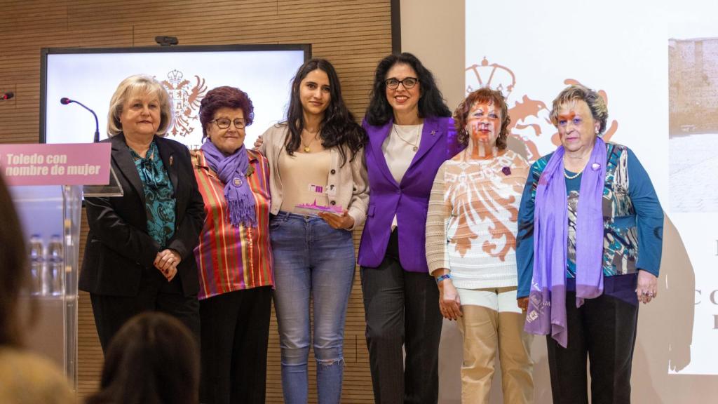 Acto por 8-M en Toledo. Foto: Javier Longobardo.