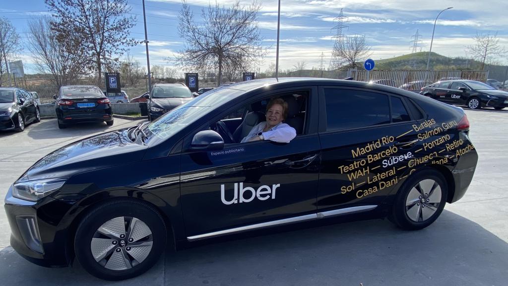 María, licenciada en derecho, conductora de VTC.