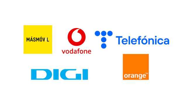 Montaje con los logos de Telefónica, Orange, Vodafone, MásMóvil y Digi, las cinco principales operadoras del mercado español.
