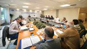 La reunión mantenida entre el presidente del PP, Alberto Núñez Feijóo, y sus barones regionales, este sábado en Córdoba.