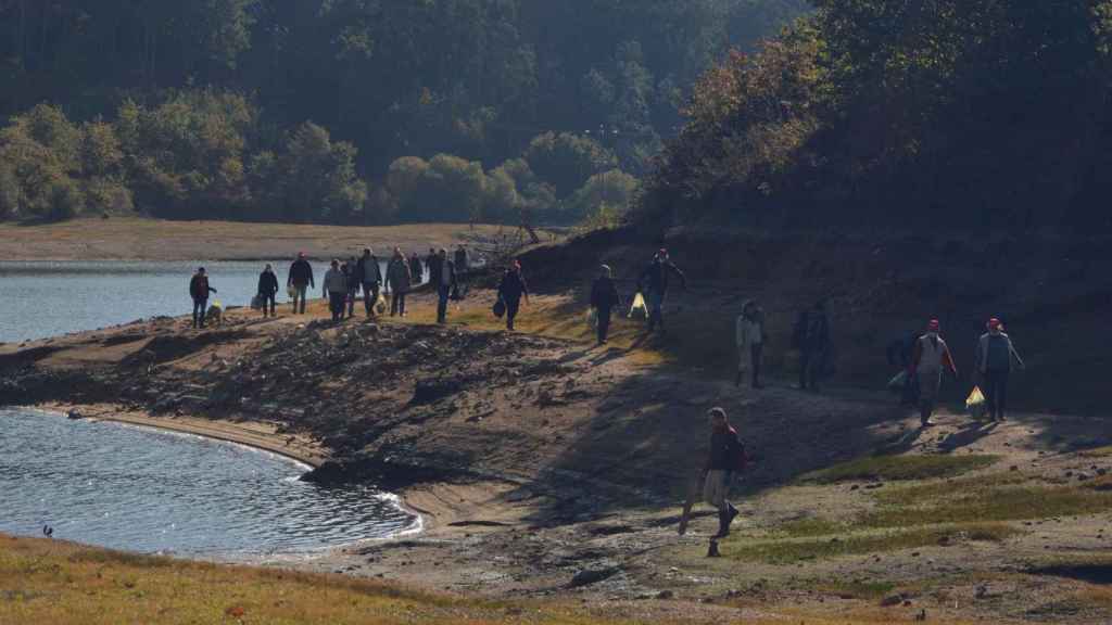 Jornada de limpieza en la naturaleza.