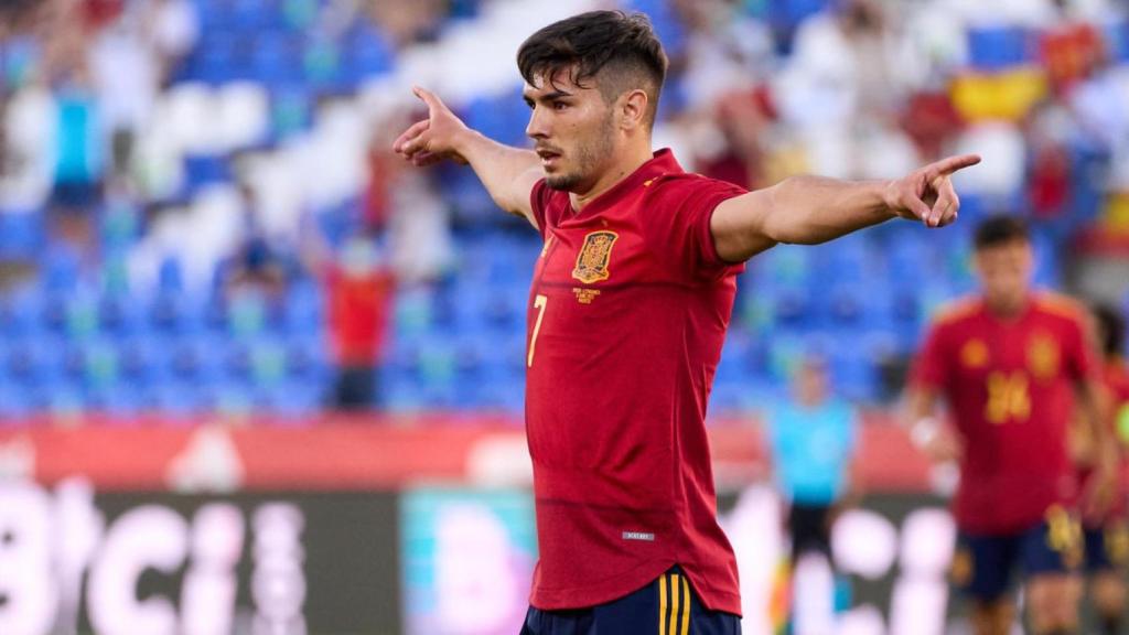 Brahim, con las categorías inferiores de España.