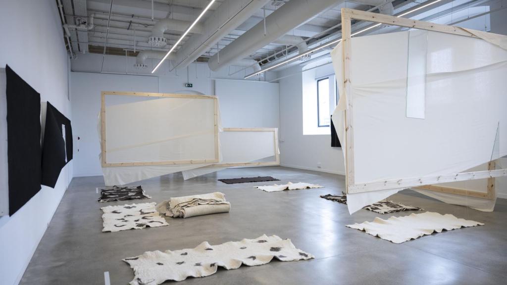 Yael Davids: 'Breathing Comes as We Cry and Face the Weight Against Gravity', 2024