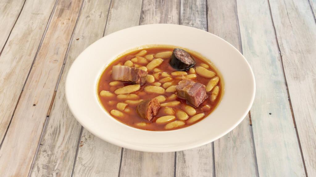 El mejor restaurante de Asturias, según los camioneros: mucha comida y a buen precio