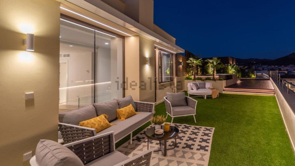 Ático en la Plaza de la Constitución de Málaga.