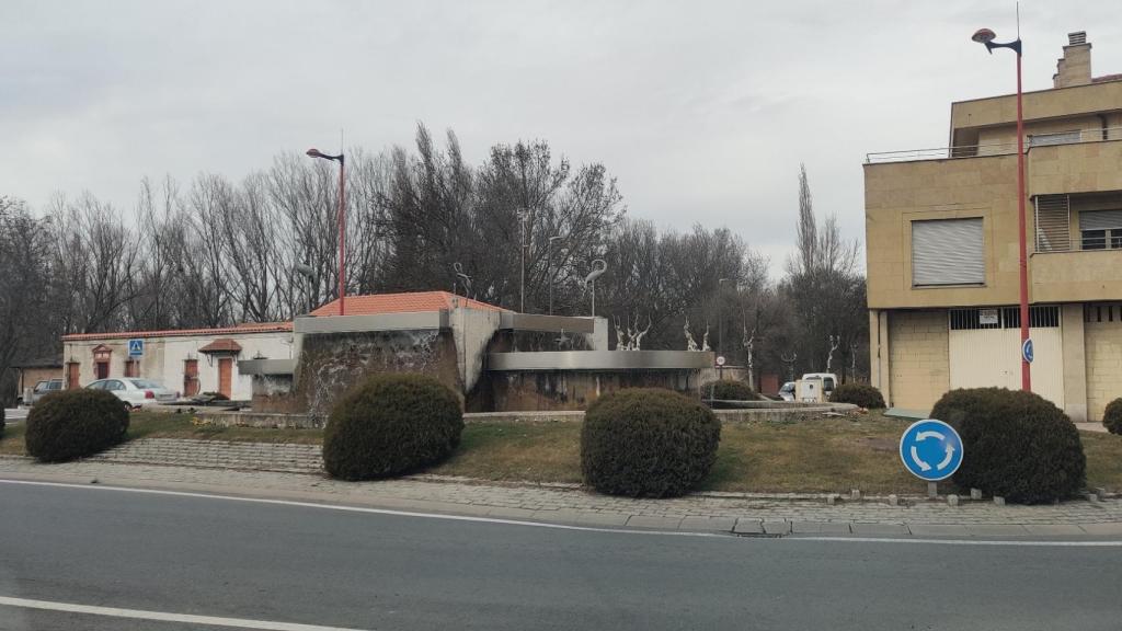 Fuente avenida de Madrid de Santa Marta de Tormes