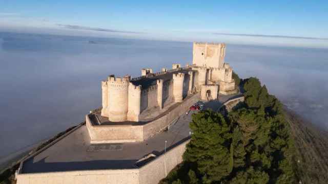 El castillo de Peñafiel visto desde las alturas