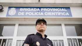 Vídeo | Así resuelve la Policía Científica un crimen con una gota de sangre: en la guarida del CSI madrileño