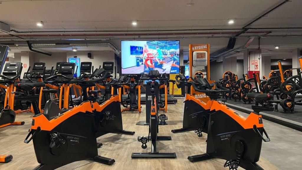 Gimnasio Basic-Fit en Albacete.