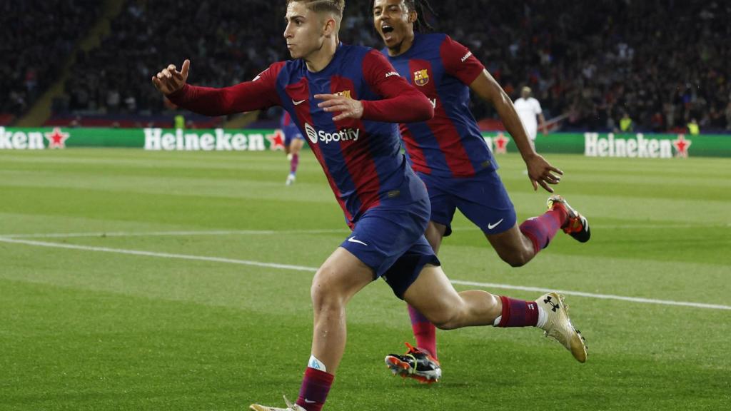 Fermín celebra el gol ante el Nápoles.
