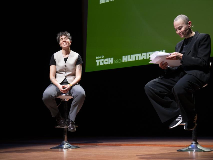 Helena Puig y Antonella Broglia intervienen en el evento.