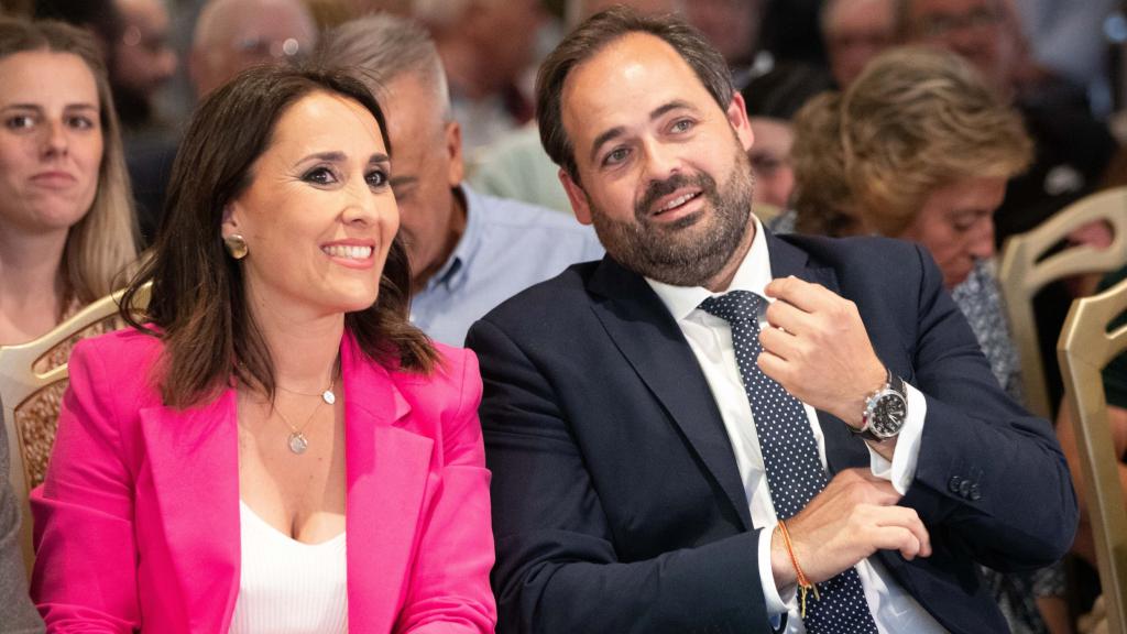 Alejandra Hernández y Paco Núñez en una imagen de la campaña electoral del pasado mes de mayo. Foto: Javier Longobardo