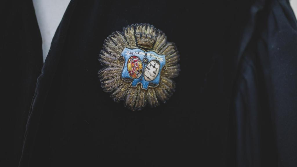 Toga de invierno de un magistrado del Tribunal Supremo de la república.