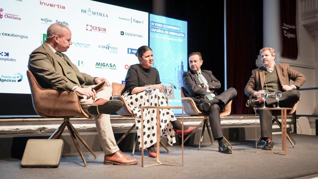 Mesa redonda 'Andalucía, ejemplo de empresas familiares de éxito: ¿cómo se gestionan?'