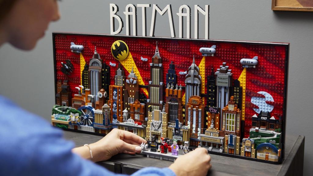 Vista lateral del set completamente montado.