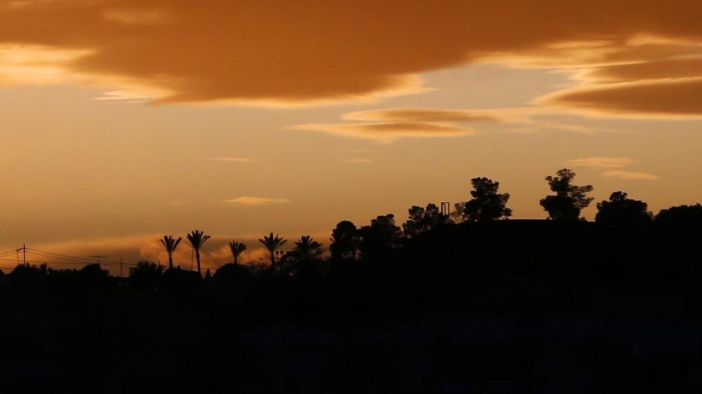 Una vista del cielo de Alicante a principios de este mes.