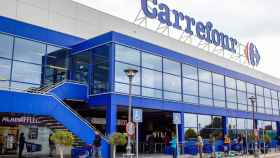 Adiós a los AirPods Max: Carrefour sorprende con la copia exacta por 18 euros que arrasa en España
