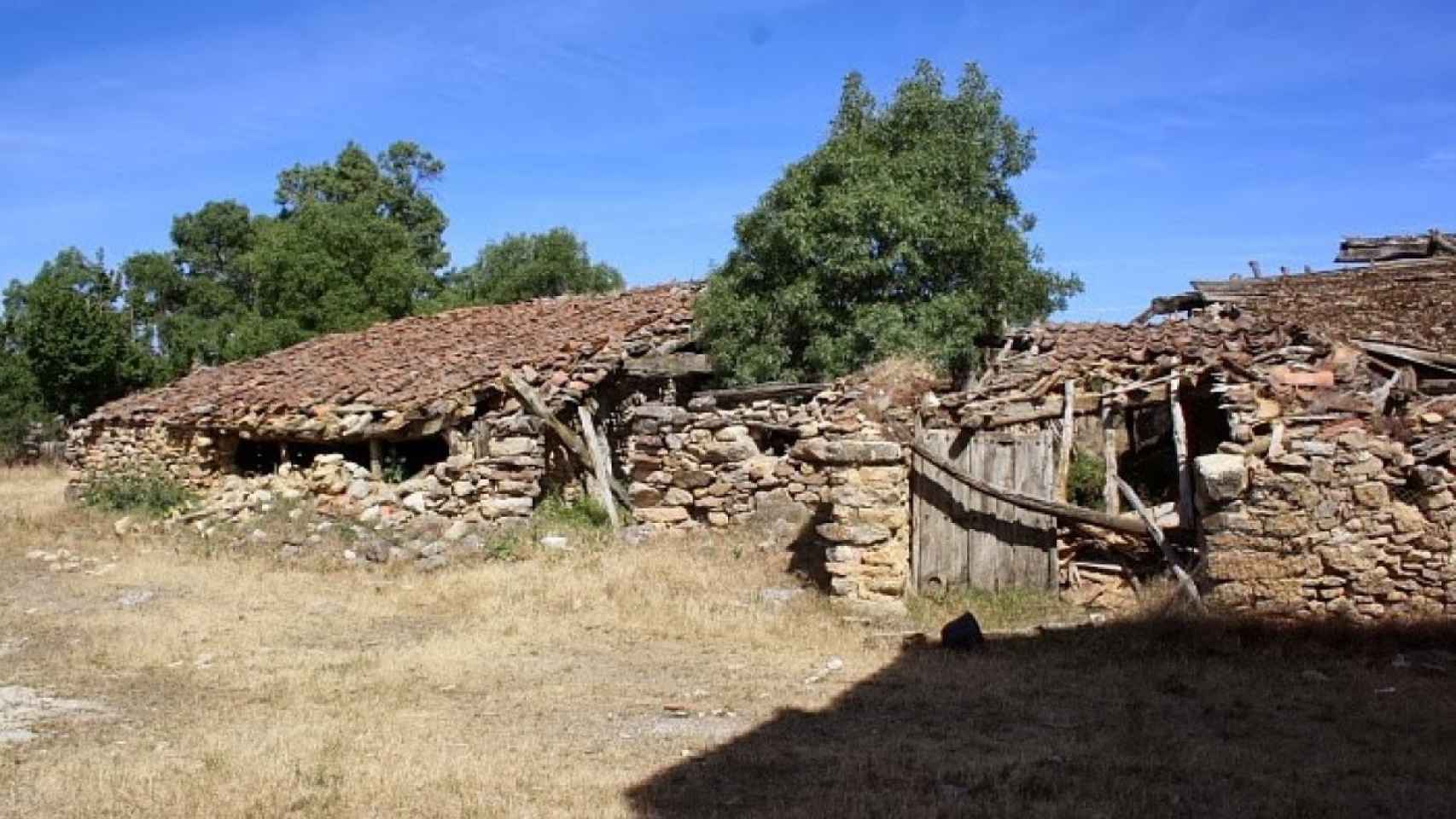 Algunas de las casas en ruinas de Matandrino