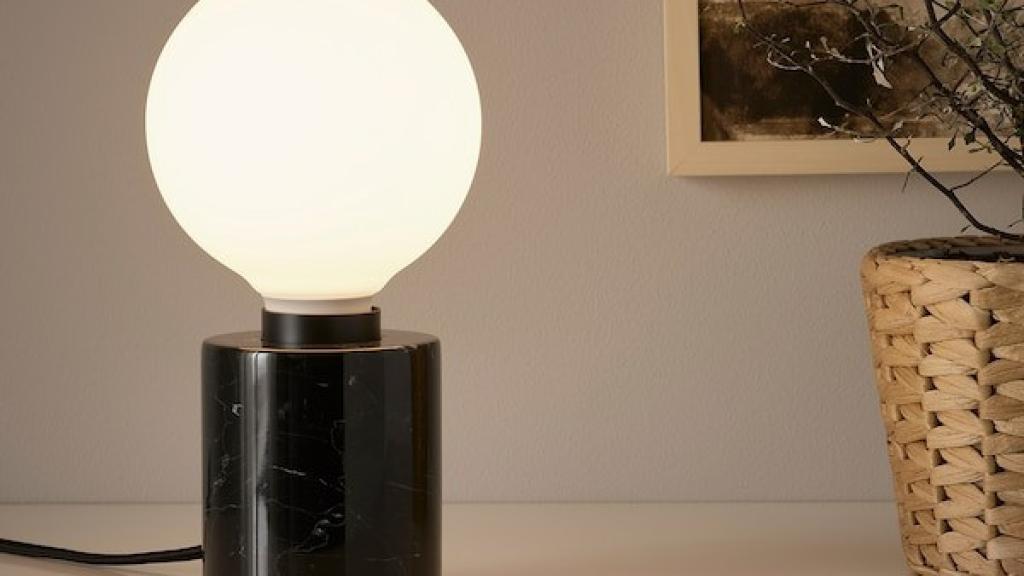 Bombilla LED inteligente TRADFRI.