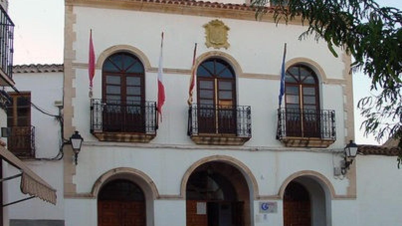 Ayuntamiento de Los Hinojosos.