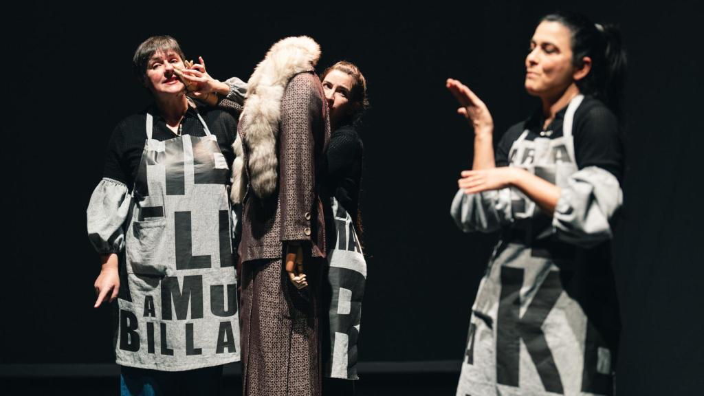 Una escena de 'Helen Keller, ¿la mujer maravilla?'. Foto: Sabela Eiriz