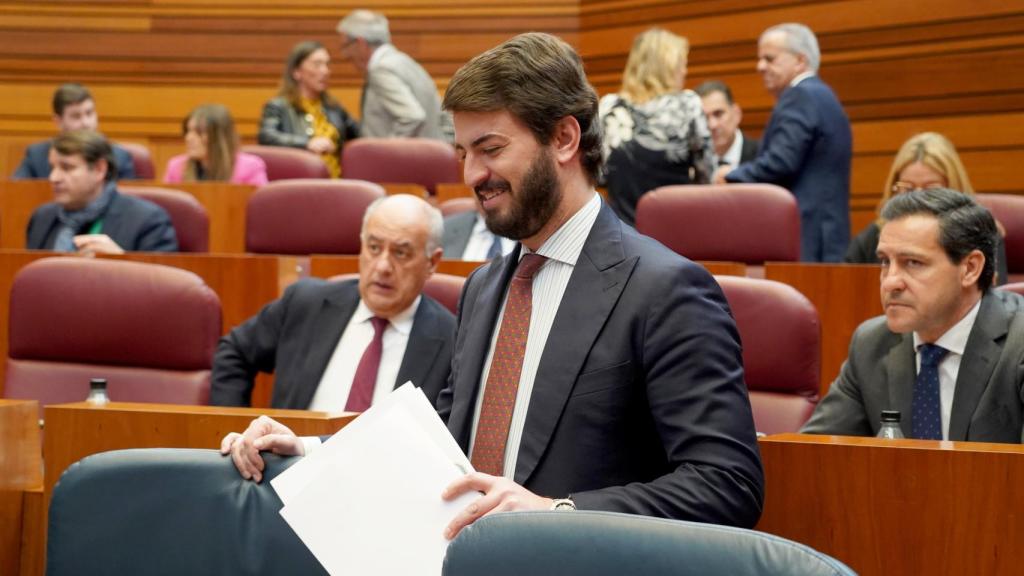 El vicepresidente de la Junta, Juan García-Gallardo, en el pleno de las Cortes de este miércoles.