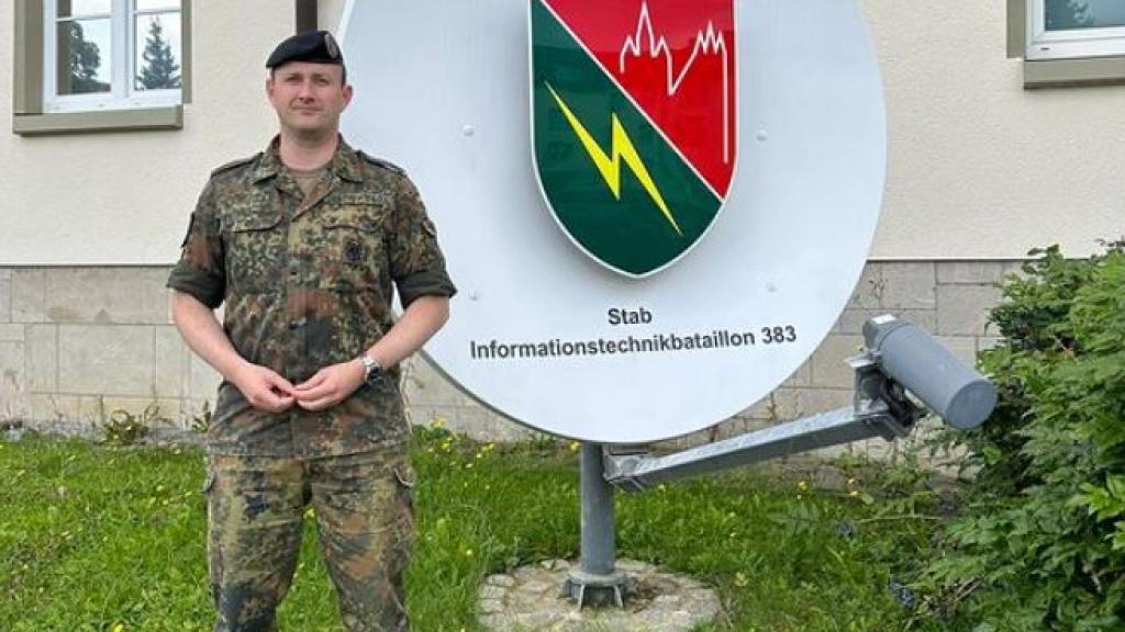 Christian Herrgott es teniente coronel en la reserva del Ejército alemán.